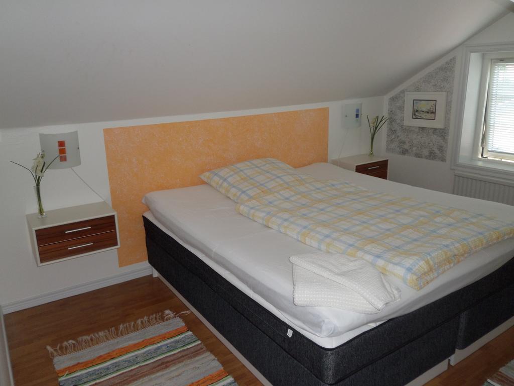 Skogis Bed & Breakfast Катринехольм Экстерьер фото